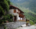 Tibet Guest House Walnut Garden Tiger Leaping Gorge